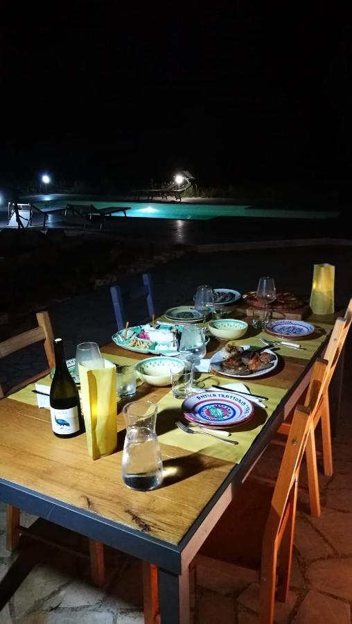 Le Radici Bed & Breakfast Монополи Екстериор снимка